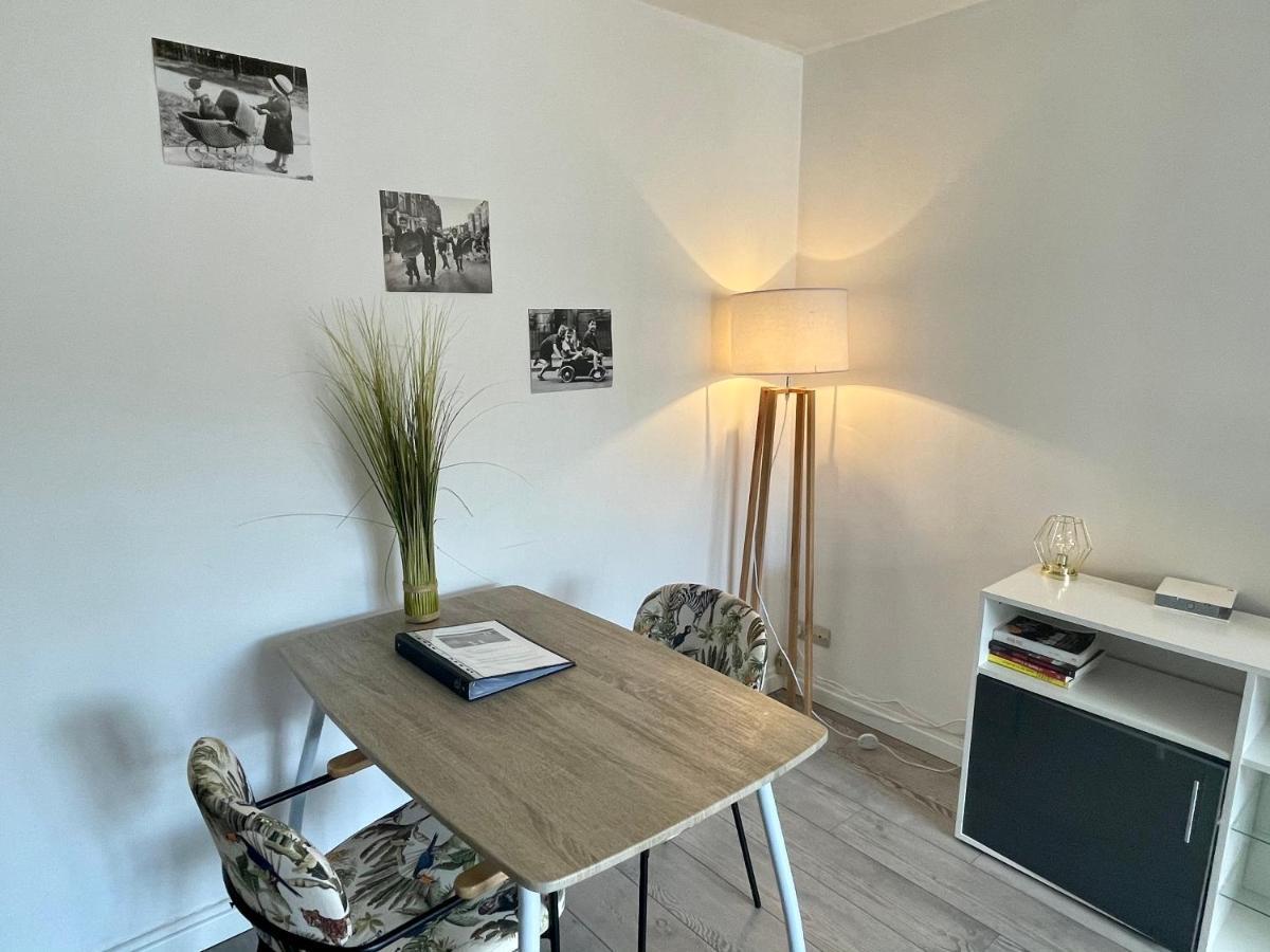 Appartement Entier Moissac Centre 30 M2 Calme Avec Cour Interieure Pour Velos A 50M Du Marche De Moissac Exterior foto